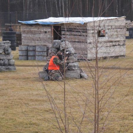 Pod Wierzba Hotel Uniejow Kültér fotó