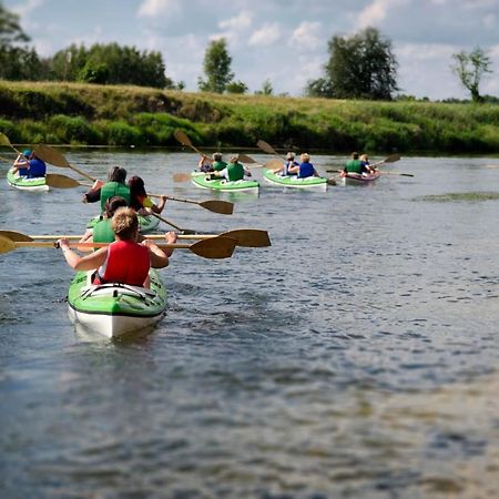 Pod Wierzba Hotel Uniejow Kültér fotó